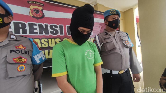 Astagfirulloh !! Guru Ngaji Cabuli Muridnya Dibawah Umur Di Ciranjang