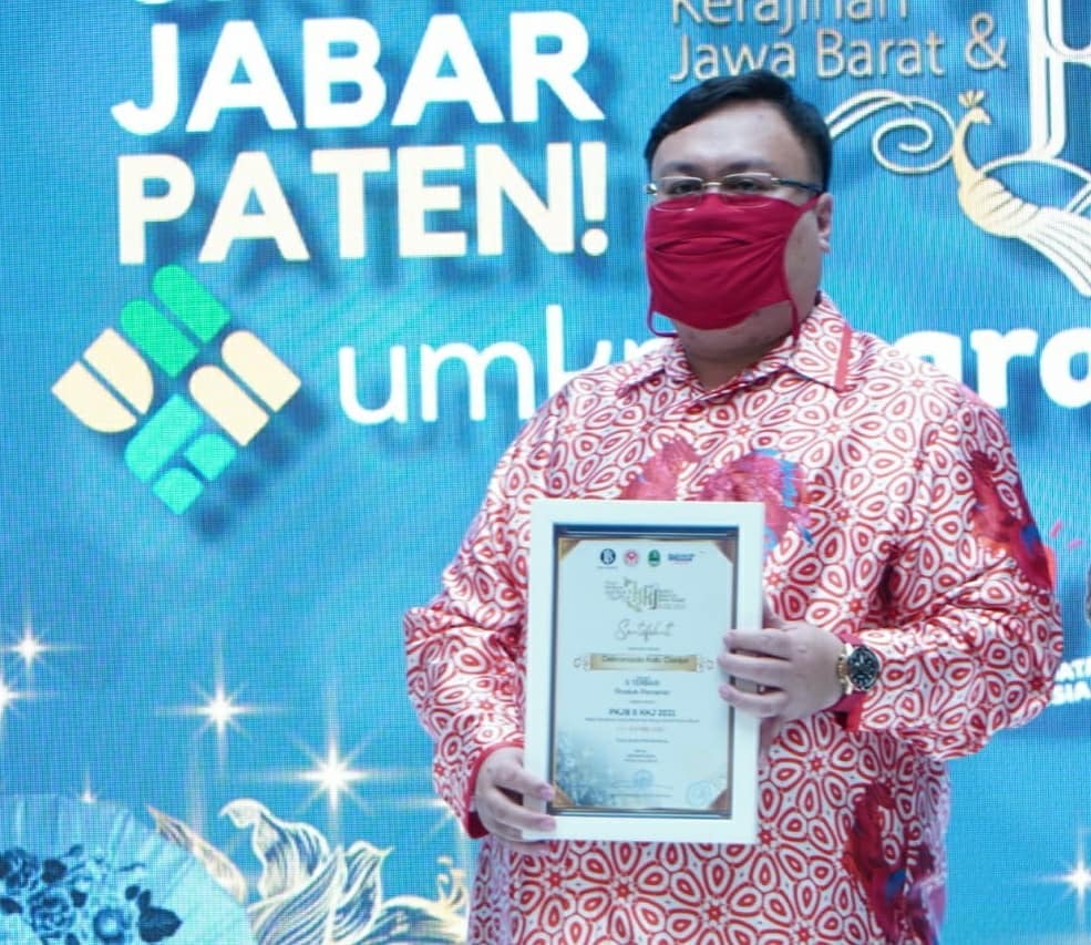 Dekranasda Cianjur Raih Juara 3 Lomba Video Berpakaian Budaya Daerah Pada Pekan Kerajinan Jawa Barat (PKJB) & Karya Kreatif Jawa Barat (KKJ) 2021
