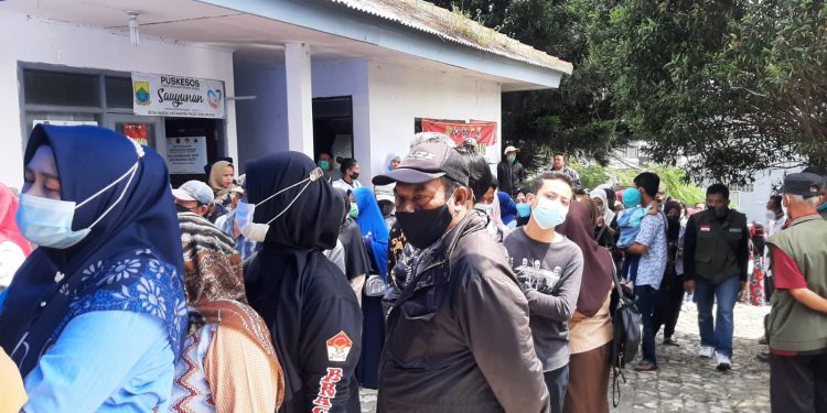 Kebut Vaksinasi, Target 2022 Cianjur Level 1