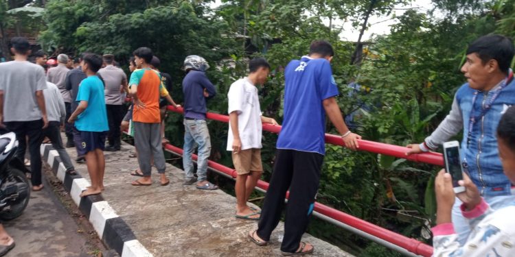Seorang Remaja  Hanyut Saat Berenang Di Sungai Ciranjang