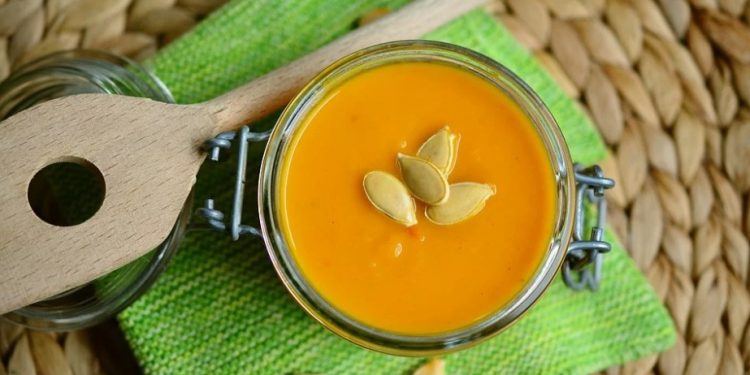 Pengertian Soup: Bahan-Bahan, Contoh dan Cara Penyajian