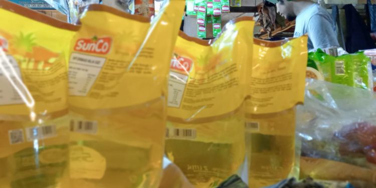 Minyak Goreng Susah Didapatkan, Stok Kosong Dibeberapa Toko
