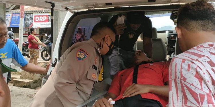 Niat Baik Terima Tamu, Malah Jadi Korban Pembacokan di Cibeber