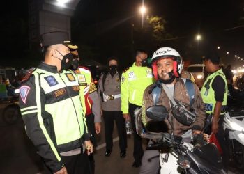 Terjadi Peningkatan Arus Mudik, Kapolres Cianjur Pantau Perbatasan Cianjur – Kab Bandung