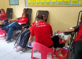 Acara Donor Darah Dihadiri Puluhan Warga Dalam Rangka Menyambut Hari Jadi Kecamatan Cikadu