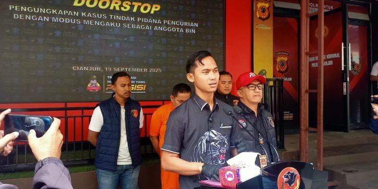 Pria Mengaku Anggota BIN Tipu Perempuan Lewat Aplikasi Kencan, Ditangkap di Cianjur