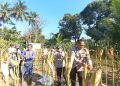 Polsek Sindangbarang Panen Jagung Hibrida 5 Ton di Lahan Non LBS Desa Jayagiri